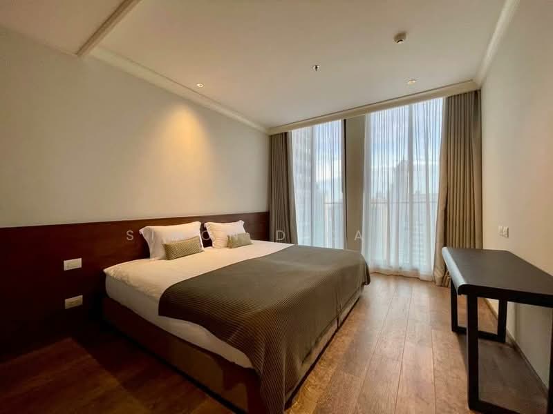 Noble Ploenchit, Bangkok, 1035 Ploenchit Road, Lumphini, Pathum Wan, Bangkok, 3 Bedrooms, 178 sqm, Condo For Rent, by Simon Decalf, 500403153 - DDproperty.com