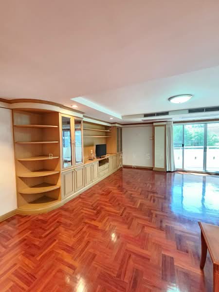 33 Residence, Bangkok, 92 Sukhumvit 33 Alley, Khlong Tan Nua, Watthana, Bangkok, 2 Bedrooms, 145 sqm, Apartment For Rent, by Boonraksa Sopak, 500403184 - DDproperty.com
