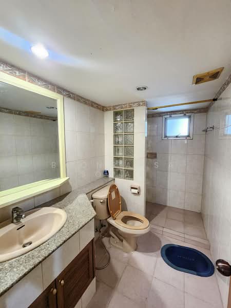 33 Residence, Bangkok, 92 Sukhumvit 33 Alley, Khlong Tan Nua, Watthana, Bangkok, 2 Bedrooms, 145 sqm, Apartment For Rent, by Boonraksa Sopak, 500403184 - DDproperty.com