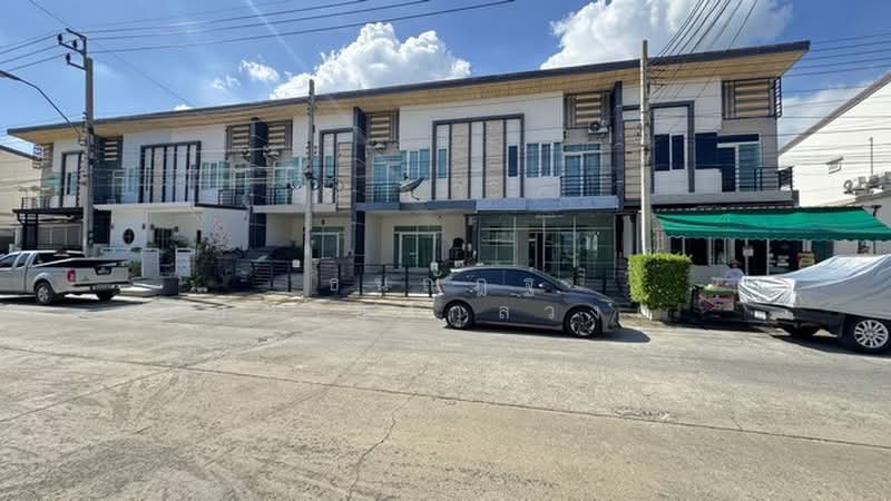 Gusto Townhome Bangna - Suvarnabhumi, Samut Prakan, Soi Wat Sriwaree Noi, Srisa Chorakhe Yai, Bang Sao Thong, Samut Prakan, 4 Bedrooms, 132 sqm, Townhouse For Sale, by ธนณัฎฐ์ ศตายุสกุลวงศ์, 500403192 - DDproperty.com