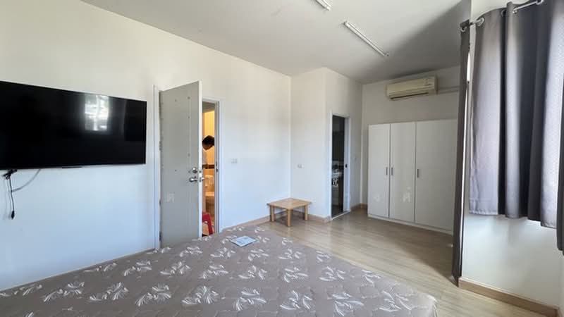 Gusto Townhome Bangna - Suvarnabhumi, Samut Prakan, Soi Wat Sriwaree Noi, Srisa Chorakhe Yai, Bang Sao Thong, Samut Prakan, 4 Bedrooms, 132 sqm, Townhouse For Sale, by ธนณัฎฐ์ ศตายุสกุลวงศ์, 500403192 - DDproperty.com