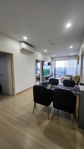 Supalai Loft Yaek Fai Chai Station, Bangkok, 351 Charan Sanitwong Road 31 Alley, Bang Khun Sri, Bangkok Noi, Bangkok, 2 Bedrooms, 72 sqm, Condo For Rent, by Penpicha Phumprachian, 500403228 - DDproperty.com