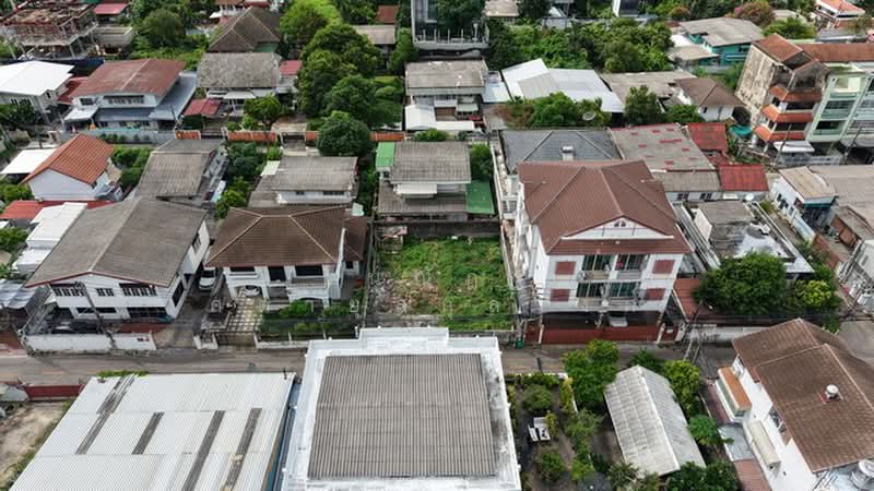 ที่ดินแปลงสวย ปรีดีพนมยงค์15แยก3, กรุงเทพ, ปรีดีพนมยงค์15แยก3, บางจาก, พระโขนง, กรุงเทพ, 288 ตร.ม., ที่ดิน ขาย, โดย ธนณัฎฐ์ ศตายุสกุลวงศ์, 500403234 - DDproperty.com