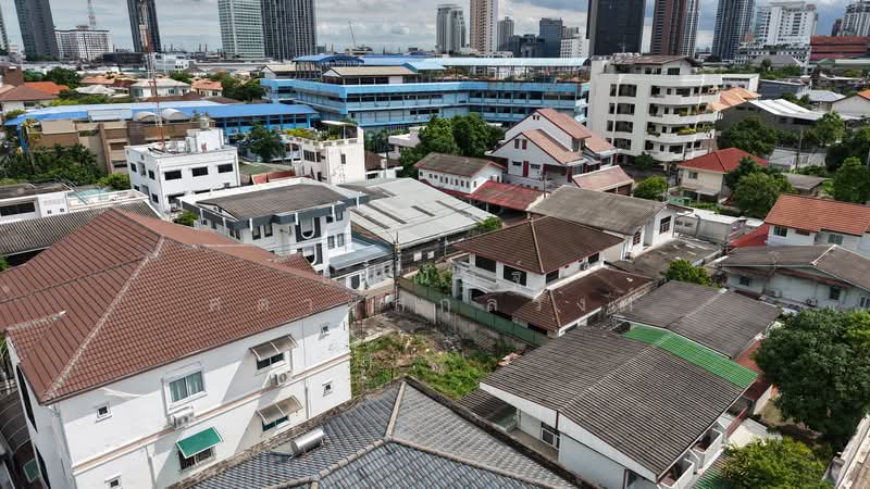ที่ดินแปลงสวย ปรีดีพนมยงค์15แยก3, กรุงเทพ, ปรีดีพนมยงค์15แยก3, บางจาก, พระโขนง, กรุงเทพ, 288 ตร.ม., ที่ดิน ขาย, โดย ธนณัฎฐ์ ศตายุสกุลวงศ์, 500403234 - DDproperty.com