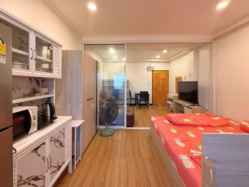 Grand Modern Condo, Pathum Thani, 59 Moo 5 Phahonyothin Rd, Khlong Nung, Khlong Luang, Pathum Thani, 1 Bedroom, 32 sqm, Condo For Sale, by Punpapa Rassamee, 500403245 - DDproperty.com