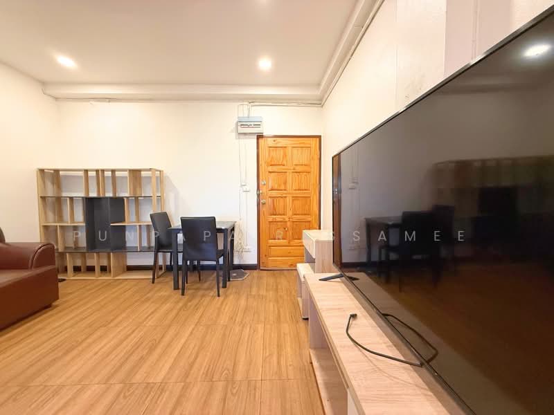 Grand Modern Condo, Pathum Thani, 59 Moo 5 Phahonyothin Rd, Khlong Nung, Khlong Luang, Pathum Thani, 1 Bedroom, 32 sqm, Condo For Sale, by Punpapa Rassamee, 500403245 - DDproperty.com