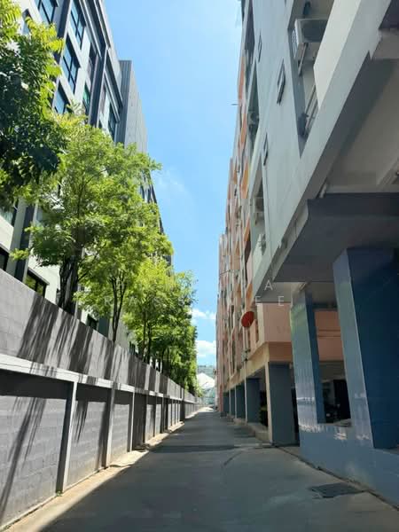 Grand Modern Condo : แกรนด์ โมเดิร์น คอนโด, ปทุมธานี, 59 หมู่5 ถ.พหลโยธิน, คลองหนึ่ง, คลองหลวง, ปทุมธานี, 32 ตร.ม., คอนโด ขาย, โดย Punpapa Rassamee, 500403245 - DDproperty.com