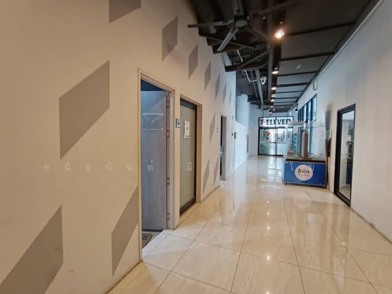 Rich Walk Triple Stations Rama 9 Srinakarin RETAIL, Bangkok, ศรีนครินทร์, Suan Luang, Bangkok, , 130 sqm, Retail Space For Rent, by Chanitnun Mewongukote, 500403251 - DDproperty.com