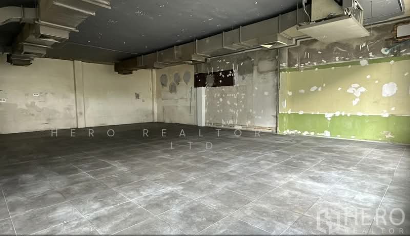 For rent Retail Space 256 sq.m. BTS Phra Khanong, Watthana, Bangkok HRE01012, Bangkok, สุขุมวิท, Phra Kanong Nua, Watthana, Bangkok, , 256 sqm, Retail Space For Rent, by Hero Realtor Co., Ltd., 500403274 - DDproperty.com