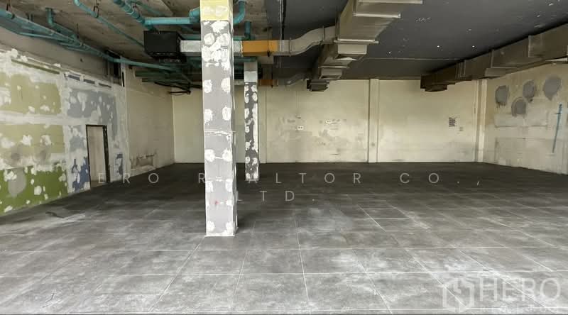 For rent Retail Space 256 sq.m. BTS Phra Khanong, Watthana, Bangkok HRE01012, Bangkok, สุขุมวิท, Phra Kanong Nua, Watthana, Bangkok, , 256 sqm, Retail Space For Rent, by Hero Realtor Co., Ltd., 500403274 - DDproperty.com