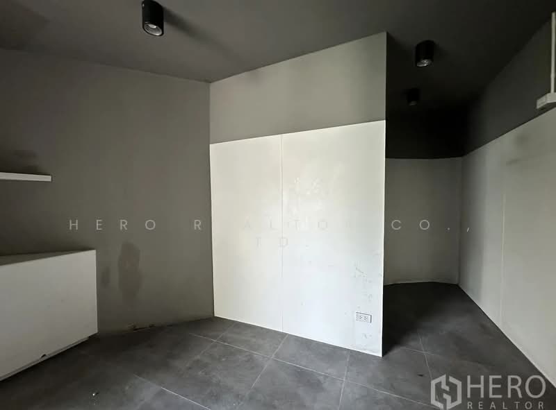 For rent Retail Space 256 sq.m. BTS Phra Khanong, Watthana, Bangkok HRE01012, กรุงเทพ, สุขุมวิท, พระโขนงเหนือ, วัฒนา, กรุงเทพ, 256 ตร.ม., พื้นที่ขายของ ให้เช่า, โดย Hero Realtor Co., Ltd., 500403274 - DDproperty.com