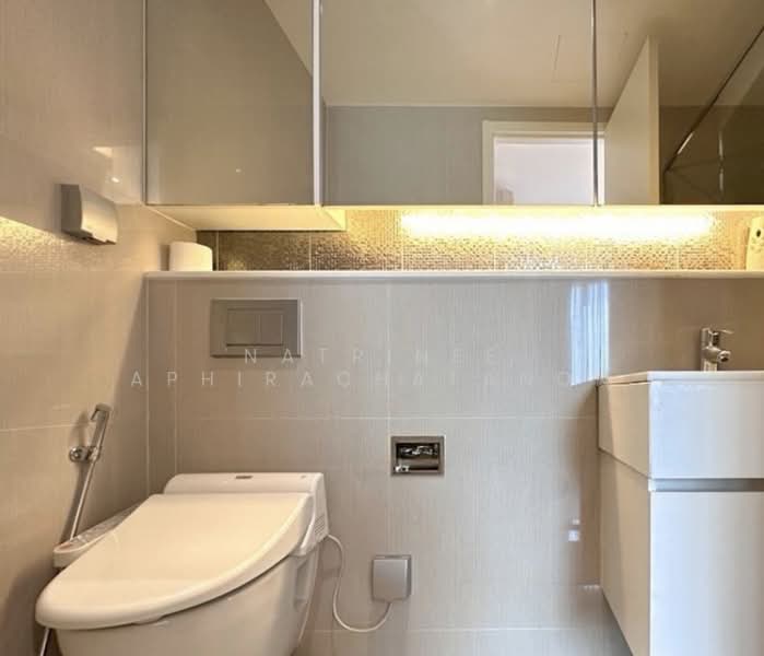 H Sukhumvit 43, Bangkok, 28 Sukhumvit 34 Road, Khlong Tan Nua, Watthana, Bangkok, 1 Bedroom, 43 sqm, Condo For Sale, by Natrinee Aphirachatanon, 500403338 - DDproperty.com