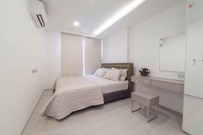 Vtara Sukhumvit 36, Bangkok, 118 Soi Saen Sabai, Phra Kanong, Khlong Toei, Bangkok, 2 Bedrooms, 60 sqm, Condo For Sale, by Keerati Wangrujirakul, 500403368 - DDproperty.com