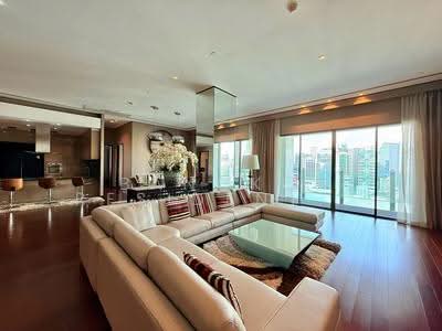 ขาย - Le Raffine Sukhumvit 39 : เลอ รัฟฟิเน่ สุขุมวิท 39, กรุงเทพ