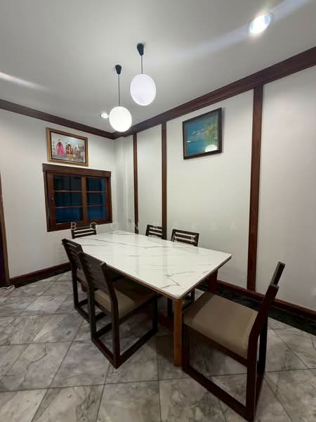 ทาวน์เฮ้าส์ 4-ห้องนอน, กรุงเทพ, อรุณอมรินทร์, บางกอกน้อย, กรุงเทพ, 104 ตร.ม., ทาวน์เฮ้าส์ ให้เช่า, โดย Boonraksa Sopak, 500403410 - DDproperty.com