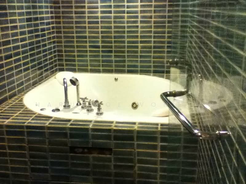 Urbana Sukhumvit 15, Bangkok, Soi Sukhumvit 15, Khlongtoei Nua, Watthana, Bangkok, 2 Bedrooms, 191 sqm, Condo For Rent, by Naruemol Wongta, 500403413 - DDproperty.com