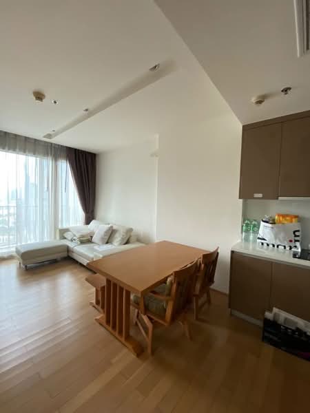 Siri At Sukhumvit, Bangkok, 902 Sukhumvit Road, Phra Kanong, Khlong Toei, Bangkok, 1 Bedroom, 51 sqm, Condo For Rent, by Shinyu Real Estate, 500403471 - DDproperty.com
