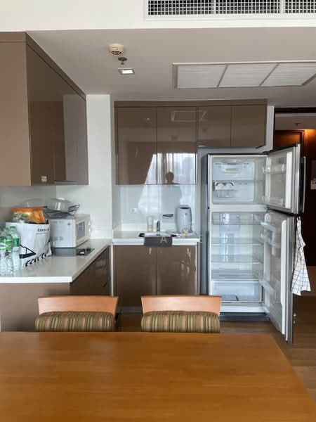 Siri At Sukhumvit, Bangkok, 902 Sukhumvit Road, Phra Kanong, Khlong Toei, Bangkok, 1 Bedroom, 51 sqm, Condo For Rent, by Shinyu Real Estate, 500403471 - DDproperty.com