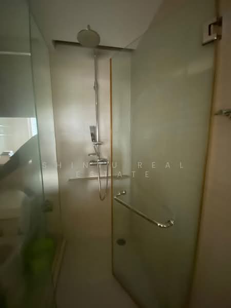 Siri At Sukhumvit, Bangkok, 902 Sukhumvit Road, Phra Kanong, Khlong Toei, Bangkok, 1 Bedroom, 51 sqm, Condo For Rent, by Shinyu Real Estate, 500403471 - DDproperty.com