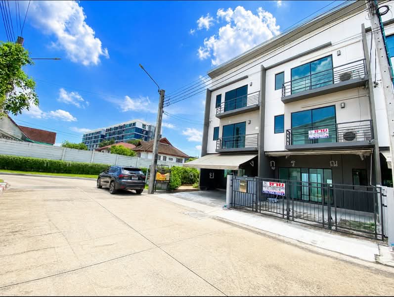 Baan Klang Muang Ratchaphruek-Rama 5, Nonthaburi, Soi Bang Phai 21, Nakhon In Road, Bang Phai, Muang Nonthaburi, Nonthaburi, 3 Bedrooms, 88 sqm, Townhouse For Sale, by ภัทรนัน อิศรางกูร ณ อยุธยา, 500403517 - DDproperty.com