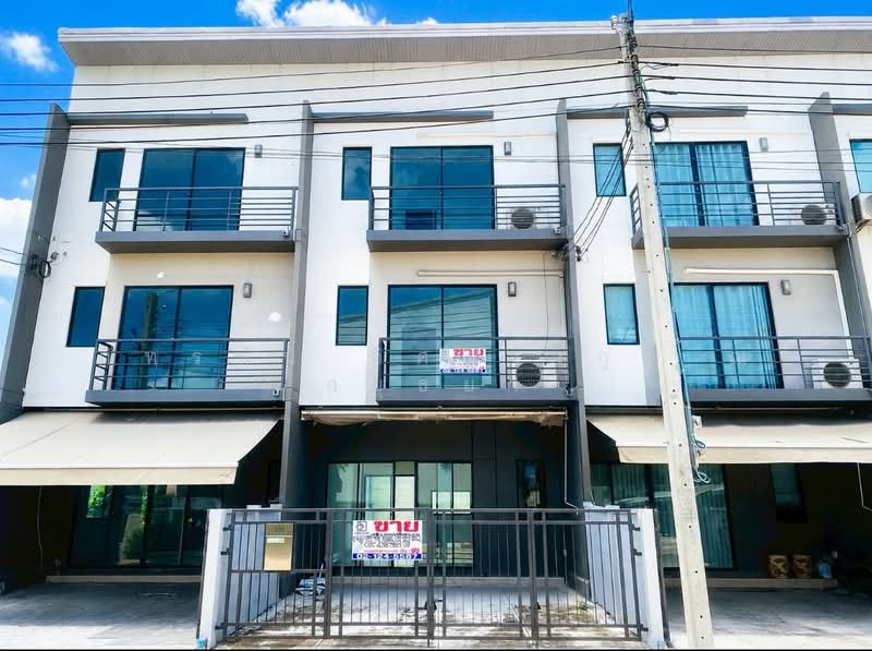 Baan Klang Muang Ratchaphruek-Rama 5, Nonthaburi, Soi Bang Phai 21, Nakhon In Road, Bang Phai, Muang Nonthaburi, Nonthaburi, 3 Bedrooms, 88 sqm, Townhouse For Sale, by ภัทรนัน อิศรางกูร ณ อยุธยา, 500403517 - DDproperty.com