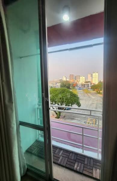 The IRIS Rama 9-Srinakarin, Bangkok, Srinakarin Road, Suan Luang, Bangkok, 1 Bedroom, 45 sqm, Condo For Sale, by Ketkanok Sungthong, 500403539 - DDproperty.com
