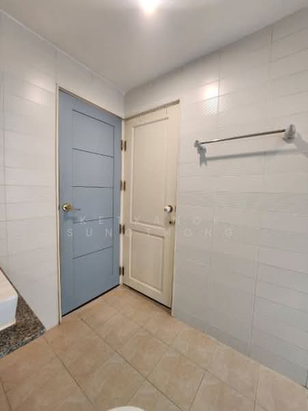 The IRIS Rama 9-Srinakarin, Bangkok, Srinakarin Road, Suan Luang, Bangkok, 1 Bedroom, 45 sqm, Condo For Sale, by Ketkanok Sungthong, 500403539 - DDproperty.com