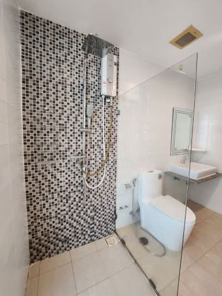 The IRIS Rama 9-Srinakarin, Bangkok, Srinakarin Road, Suan Luang, Bangkok, 1 Bedroom, 45 sqm, Condo For Sale, by Ketkanok Sungthong, 500403539 - DDproperty.com