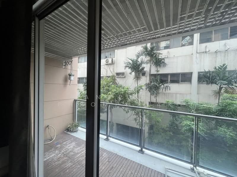 The Lofts Yennakart, Bangkok, 366 ์Soi Nang Linchi Yenakat Road, Chong Nonsi, Yan Nawa, Bangkok, 2 Bedrooms, 68 sqm, Condo For Sale, by Manapong Phromphitak, 500403548 - DDproperty.com