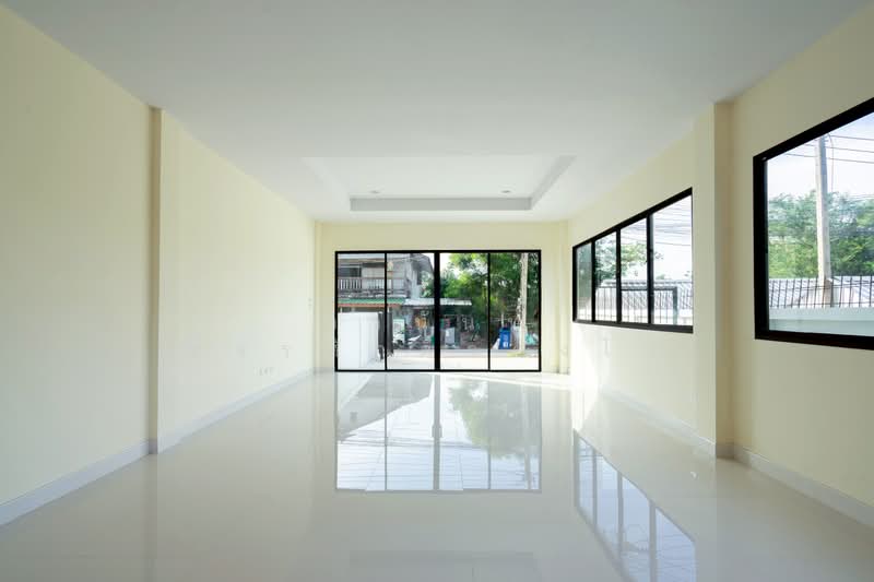 Baan Termrak 4, Nonthaburi, Bang Kruai-Sai Noi Road, Bang Bua Thong, Nonthaburi, 4 Bedrooms, 241 sqm, Townhouse For Sale, by อานันท์ ขจรศักดิ์ว่องไว, 500403558 - DDproperty.com