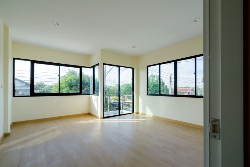 Baan Termrak 4, Nonthaburi, Bang Kruai-Sai Noi Road, Bang Bua Thong, Nonthaburi, 4 Bedrooms, 241 sqm, Townhouse For Sale, by อานันท์ ขจรศักดิ์ว่องไว, 500403558 - DDproperty.com