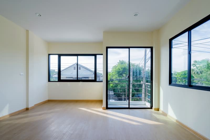 Baan Termrak 4, Nonthaburi, Bang Kruai-Sai Noi Road, Bang Bua Thong, Nonthaburi, 4 Bedrooms, 241 sqm, Townhouse For Sale, by อานันท์ ขจรศักดิ์ว่องไว, 500403558 - DDproperty.com