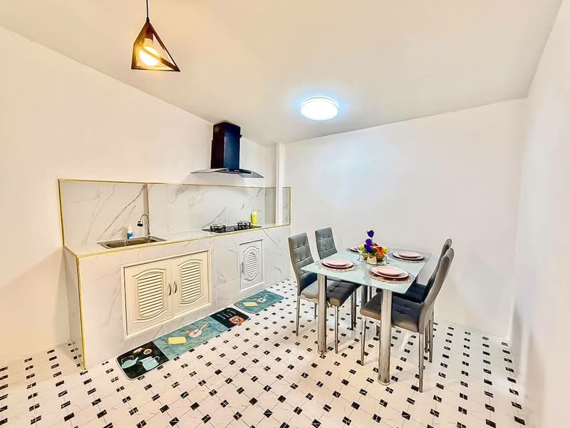 บ้านหรูขาย 3 ห้องนอน เขาน้อย พัทยาตะวันออก บ้านครอบครัวยุคใหม่, ชลบุรี, บางละมุง, ชลบุรี, 156 ตร.ม., บ้านแฝด ขาย, โดย PLC Real Estate, 500403560 - DDproperty.com