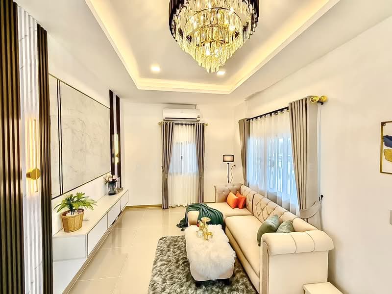 Luxury House for Sale 3 Bedroom Khao Noi East Pattaya, Chon Buri (Pattaya), Bang Lamung, Bang Lamung (Pattaya), Chon Buri (Pattaya), 3 Bedrooms, 156 sqm, Semi-Detached House (Twin House) For Sale, by PLC Real Estate, 500403560 - DDproperty.com