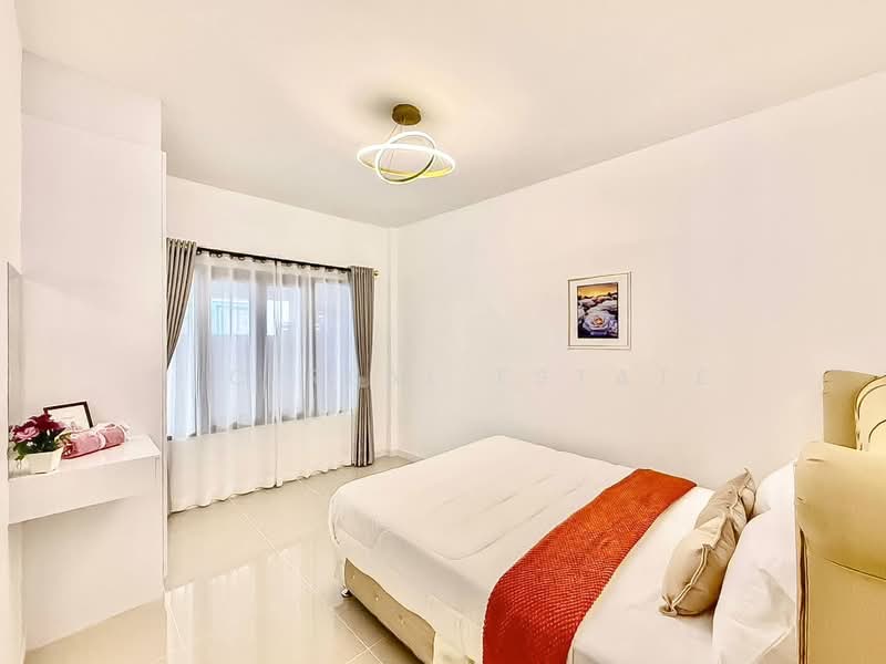 บ้านหรูขาย 3 ห้องนอน เขาน้อย พัทยาตะวันออก บ้านครอบครัวยุคใหม่, ชลบุรี, บางละมุง, ชลบุรี, 156 ตร.ม., บ้านแฝด ขาย, โดย PLC Real Estate, 500403560 - DDproperty.com