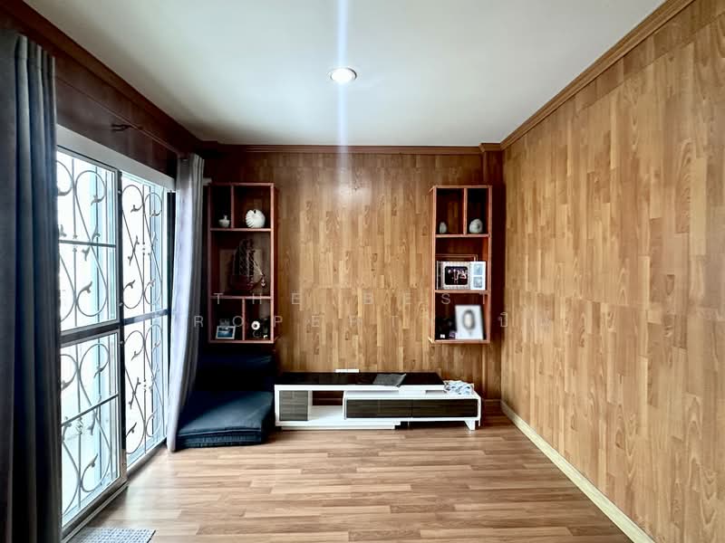 The Central Town 2, Chon Buri (Pattaya), Nong - Kham, Si Racha, Chon Buri (Pattaya), 3 Bedrooms, 144 sqm, Townhouse For Sale, by The Best Property ปิ่น, 500403563 - DDproperty.com