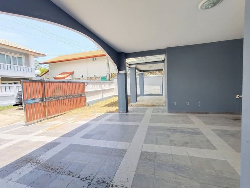 Single house for sale, Chon Buri (Pattaya), ถนนซอยหนองไม้แก่น, Nong Pru, Bang Lamung (Pattaya), Chon Buri (Pattaya), 3 Bedrooms, 250 sqm, Single Detached House For Sale, by Nichapa Phiachan, 500403579 - DDproperty.com