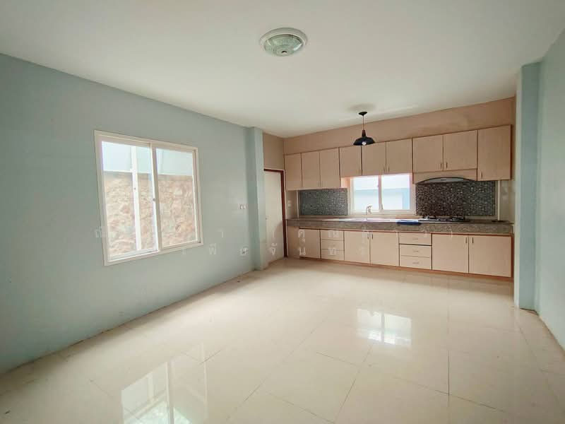 Single house for sale, Chon Buri (Pattaya), ถนนซอยหนองไม้แก่น, Nong Pru, Bang Lamung (Pattaya), Chon Buri (Pattaya), 3 Bedrooms, 250 sqm, Single Detached House For Sale, by Nichapa Phiachan, 500403579 - DDproperty.com