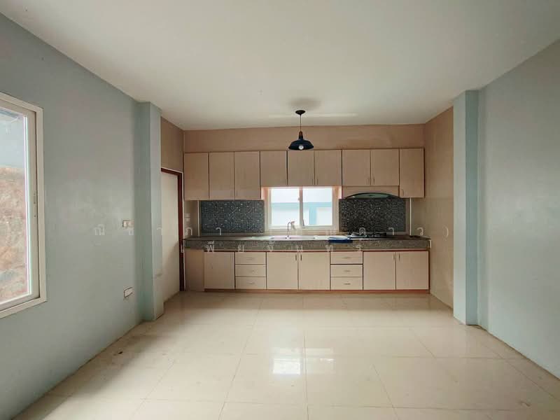 Single house for sale, Chon Buri (Pattaya), ถนนซอยหนองไม้แก่น, Nong Pru, Bang Lamung (Pattaya), Chon Buri (Pattaya), 3 Bedrooms, 250 sqm, Single Detached House For Sale, by Nichapa Phiachan, 500403579 - DDproperty.com