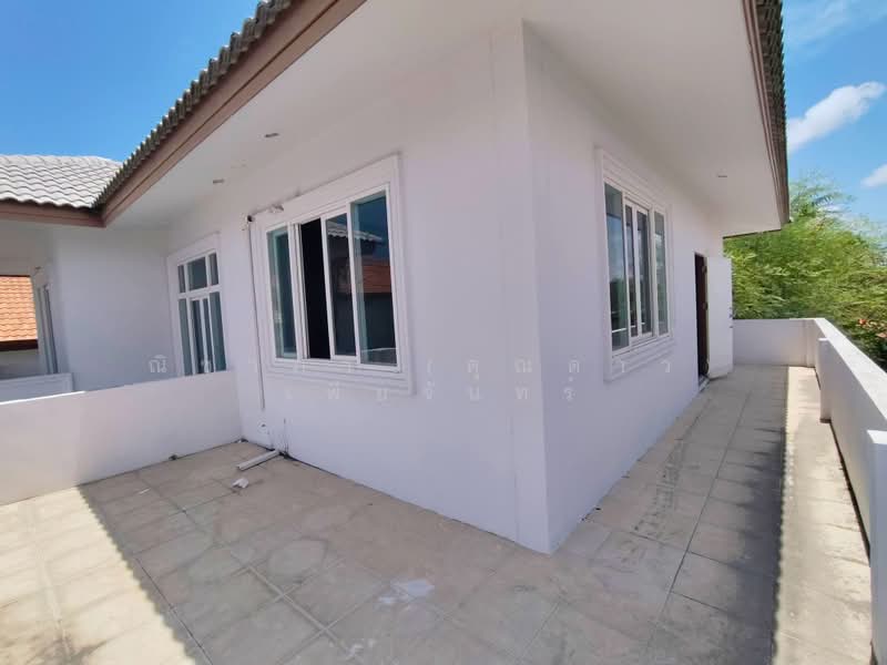 Single house for sale, Chon Buri (Pattaya), ถนนซอยหนองไม้แก่น, Nong Pru, Bang Lamung (Pattaya), Chon Buri (Pattaya), 3 Bedrooms, 250 sqm, Single Detached House For Sale, by Nichapa Phiachan, 500403579 - DDproperty.com