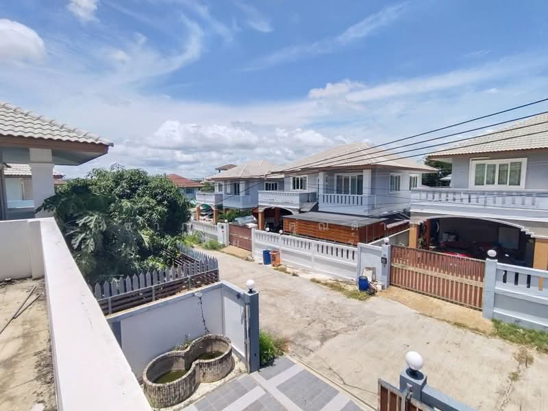 Single house for sale, Chon Buri (Pattaya), ถนนซอยหนองไม้แก่น, Nong Pru, Bang Lamung (Pattaya), Chon Buri (Pattaya), 3 Bedrooms, 250 sqm, Single Detached House For Sale, by Nichapa Phiachan, 500403579 - DDproperty.com