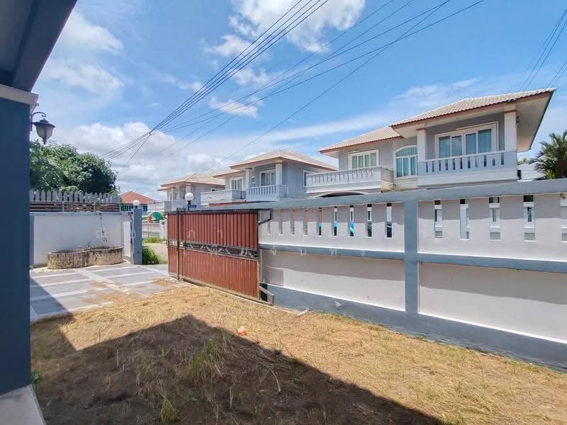 Single house for sale, Chon Buri (Pattaya), ถนนซอยหนองไม้แก่น, Nong Pru, Bang Lamung (Pattaya), Chon Buri (Pattaya), 3 Bedrooms, 250 sqm, Single Detached House For Sale, by Nichapa Phiachan, 500403579 - DDproperty.com