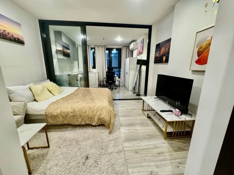 XT Huaikhwang, Bangkok, 244 Ratchadaphisek Road, Huai Khwang, Bangkok, Studio, 31 sqm, Condo For Rent, by Intouch Abhinorasaeth, 500403593 - DDproperty.com