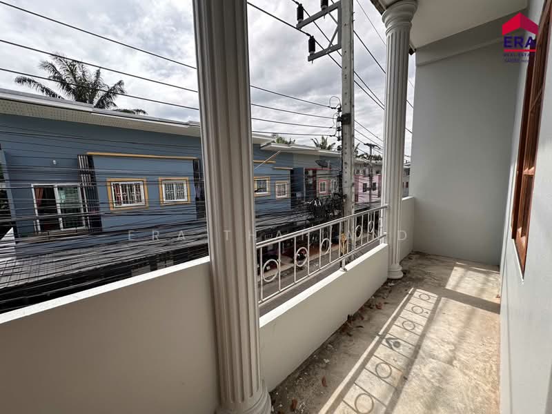 ทาวน์โฮม 2 ชั้น พิกัด ซอยพิเศษ มอ. ขุนทะเล, Surat Thani, Khunthale, Muang Surat Thani, Surat Thani, 2 Bedrooms, 100 sqm, Townhouse For Sale, by ERA Thailand, 500403606 - DDproperty.com