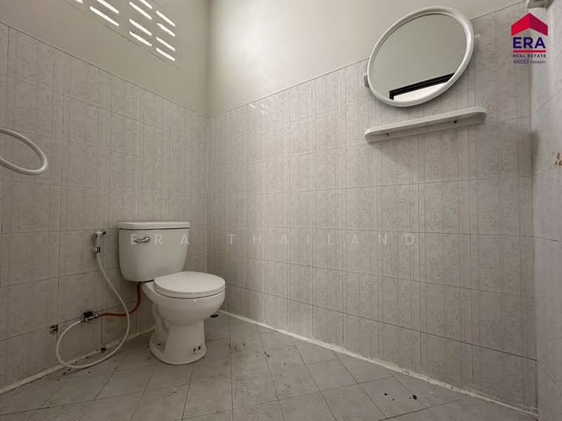 ทาวน์โฮม 2 ชั้น พิกัด ซอยพิเศษ มอ. ขุนทะเล, Surat Thani, Khunthale, Muang Surat Thani, Surat Thani, 2 Bedrooms, 100 sqm, Townhouse For Sale, by ERA Thailand, 500403606 - DDproperty.com