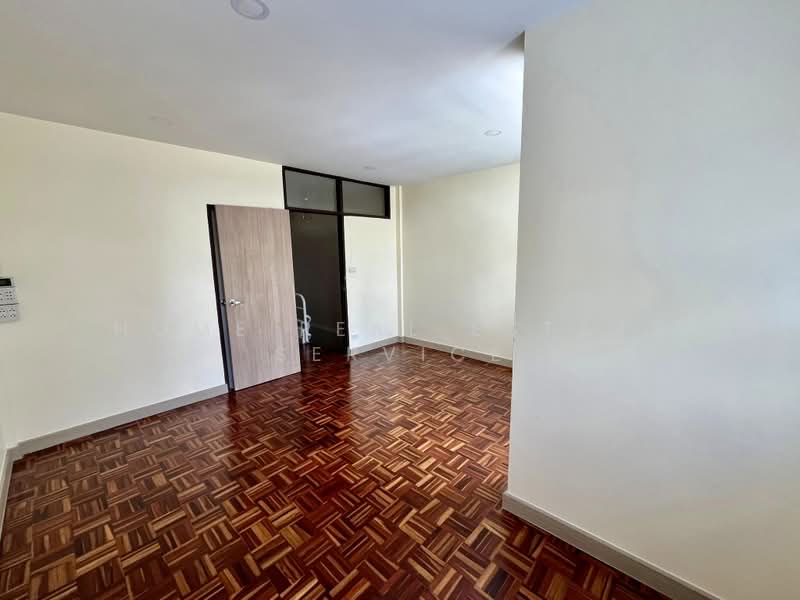 ทาวน์เฮ้าส์ 2 ชั้น ซอยประวิทย์และเพื่อน 8/2, Bangkok, Bang Chak, Phra Khanong, Bangkok, 3 Bedrooms, 150 sqm, Townhouse For Rent, by HOME Real Estate Service, 500403656 - DDproperty.com