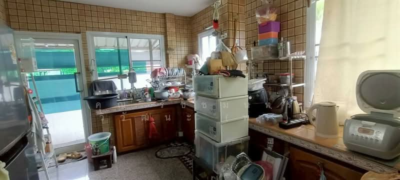 รุ่งเรืองเฮ้าส์ บางบอน 5 ( Rungruang House Bangbon 5 ), กรุงเทพ, ถนนเอกชัย, บางบอน, กรุงเทพ, 230 ตร.ม., บ้านเดี่ยว ขาย, โดย คุณ รัชชมนทร์ วิวัฒนะ (พร), 500403659 - DDproperty.com