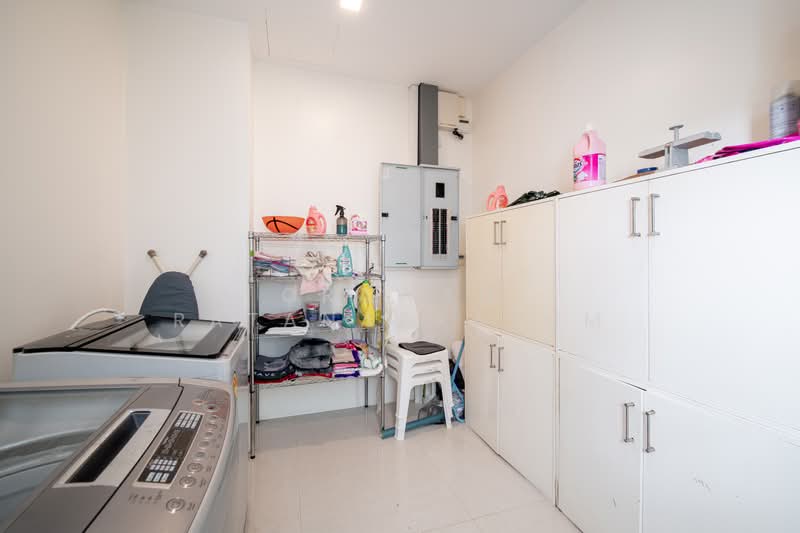 standalone home, Chon Buri (Pattaya), Bang Lamung, Bang Lamung (Pattaya), Chon Buri (Pattaya), 5 Bedrooms, 720 sqm, Single Detached House For Sale, by Orawan Ratanapratum, 500403669 - DDproperty.com