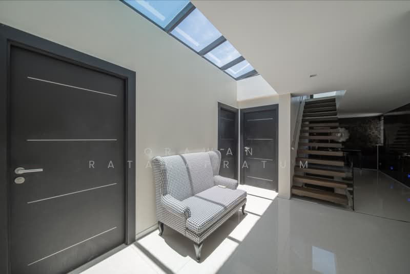 standalone home, Chon Buri (Pattaya), Bang Lamung, Bang Lamung (Pattaya), Chon Buri (Pattaya), 5 Bedrooms, 720 sqm, Single Detached House For Sale, by Orawan Ratanapratum, 500403669 - DDproperty.com