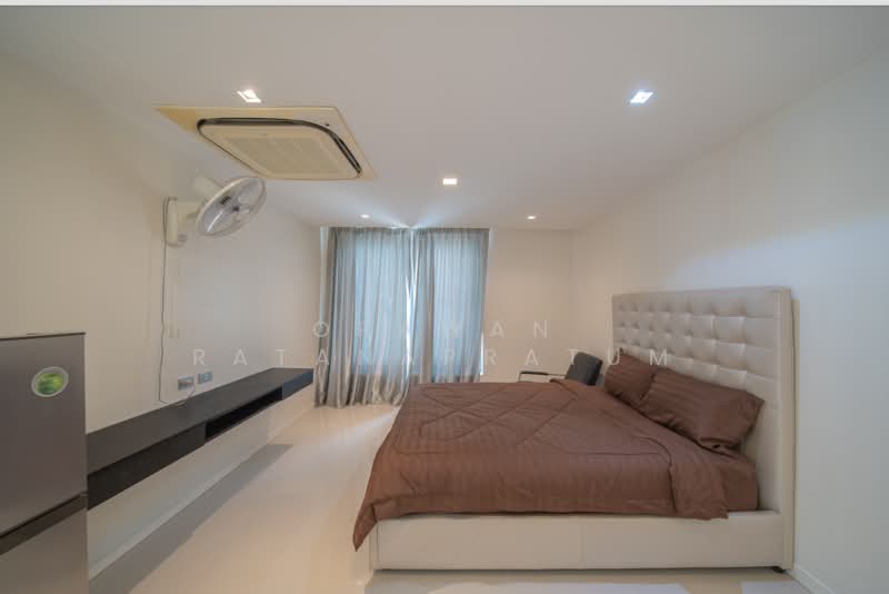 standalone home, Chon Buri (Pattaya), Bang Lamung, Bang Lamung (Pattaya), Chon Buri (Pattaya), 5 Bedrooms, 720 sqm, Single Detached House For Sale, by Orawan Ratanapratum, 500403669 - DDproperty.com